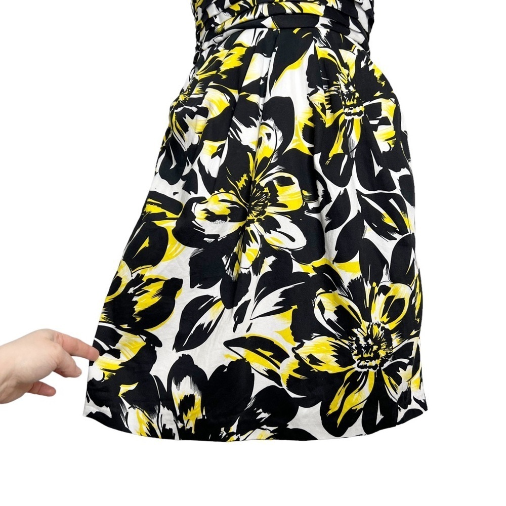 Snap Strapless Black, White, Yellow Floral Cocktail Party Dress - Picture 4 of 13